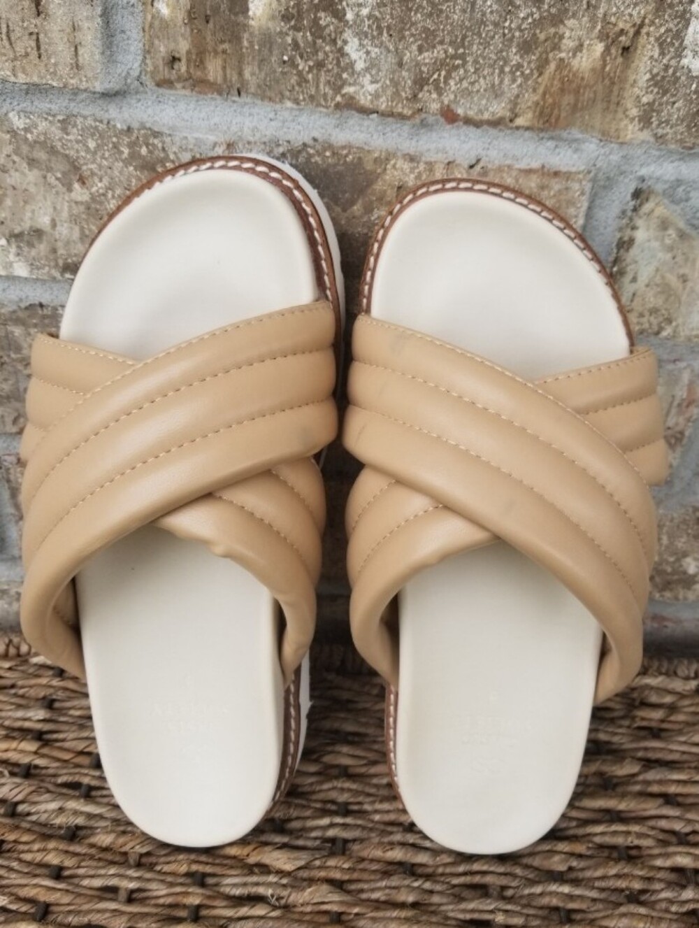 OASIS SOCIETY TAN/Grace Puffed Slide Sandals(Women 8) NEUTRAL Platform Lug *READ - Picture 4 of 10